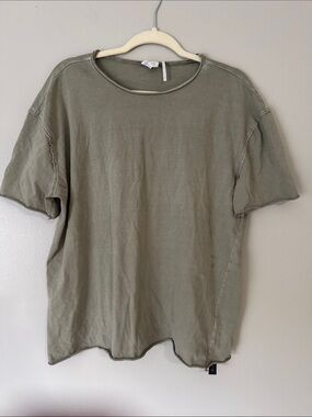 Urban Outfitters Olive Green Short Sleeve Crewneck Tee